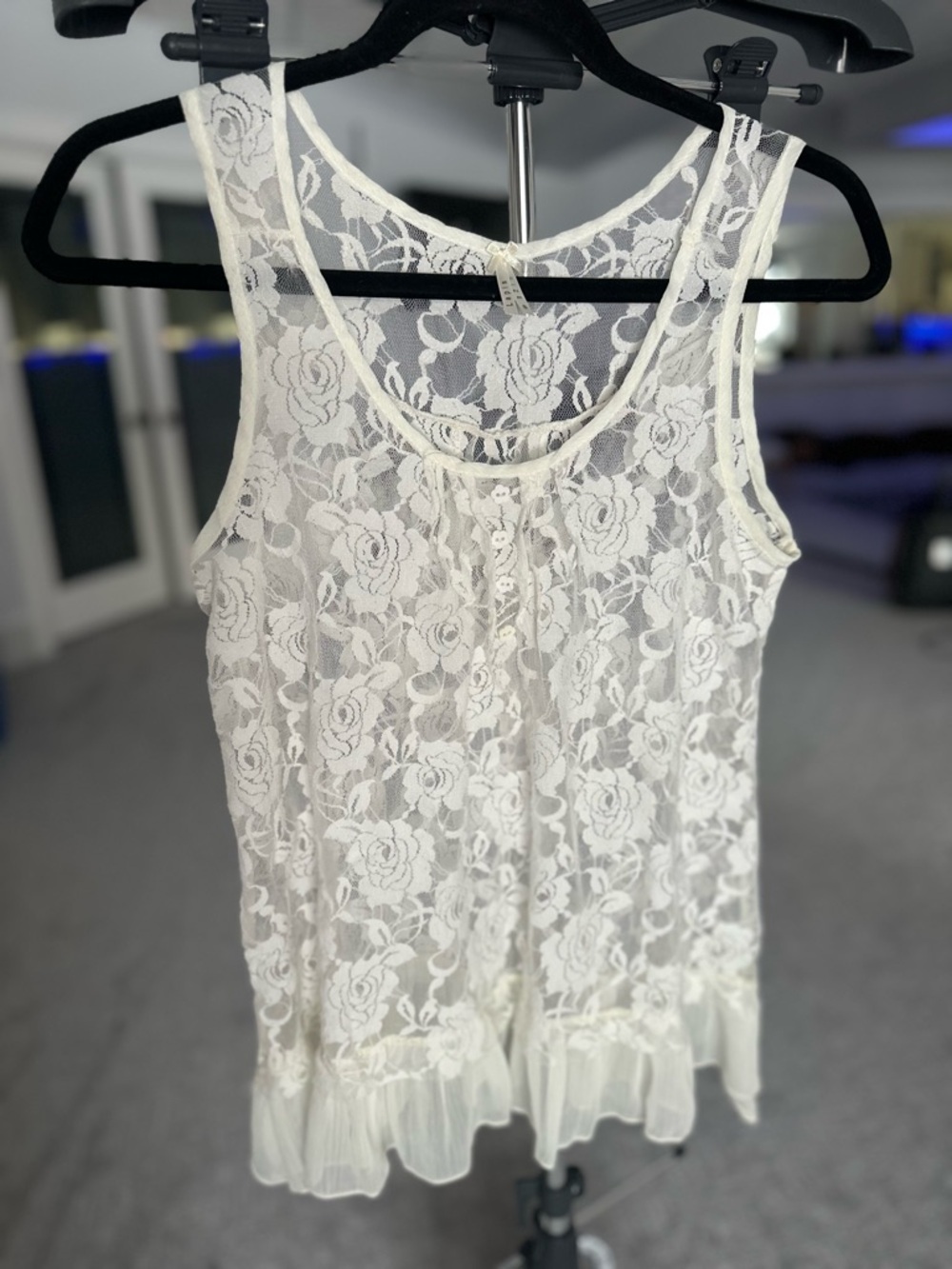 ⚡️Lapis White Lace Sheer Camisole Tank | Small | Floral pattern | BOHO - Picture 3 of 15